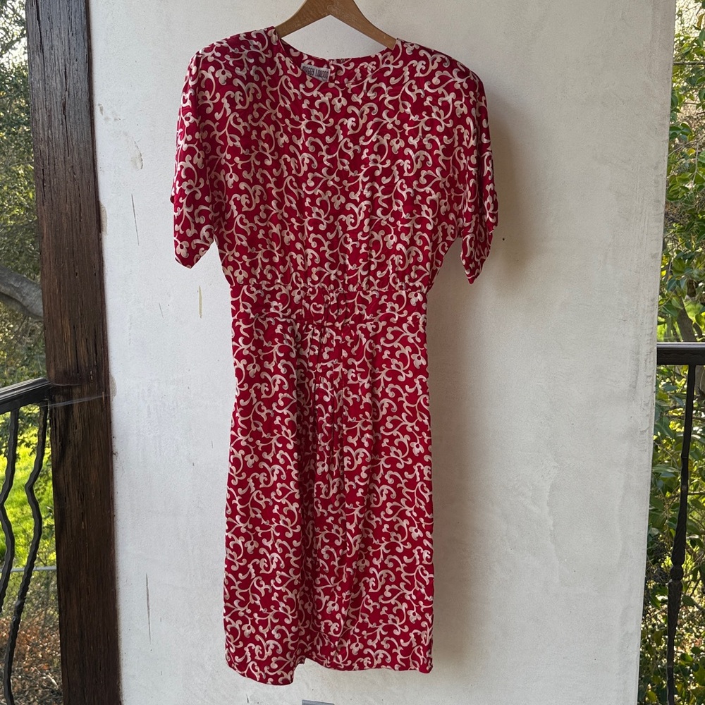 Vintage silk dress 100% silk red cream print Maggy London by Jeannine Booher S M